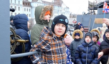 Военно-патриотическая программа на крейсере «Аврора» – экскурсии для школьников в Санкт-Петербурге для школьников от 700 рублей