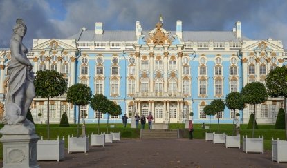 Майские праздники в Петербурге – сборные туры в Санкт-Петербург от 9250 рублей