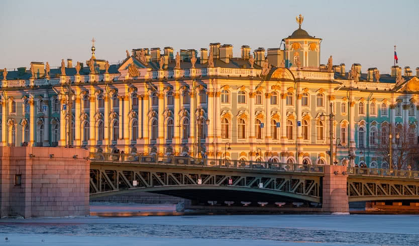 Зимний дворец – сборные туры в Санкт-Петербург