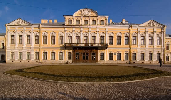 Король Лир (Шереметевский дворец) для школьных групп – экскурсии и программы для детей от 520 рублей