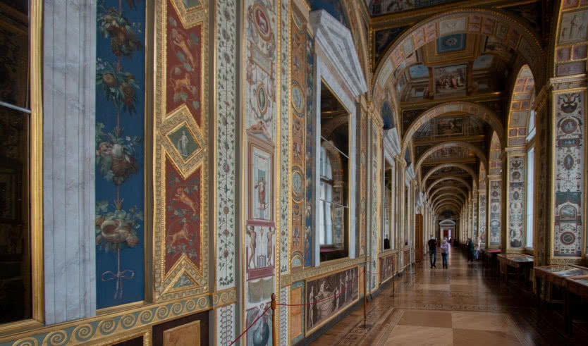 Классический тур в Петербург для школьников на 4 дня — Туры в Санкт-Петербург для школьников от 8800 руб.