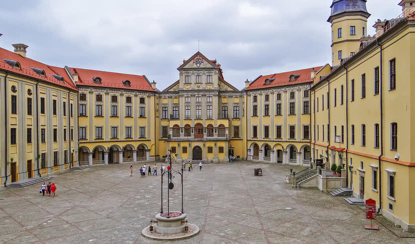 Несвижский замок – Туры в Белоруссию от 37900 рублей