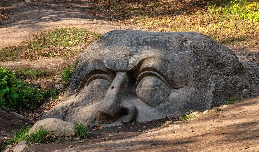 Еще одна прогулка от станции Университет до дачи семьи Бенуа (для групп) – пешеходные экскурсии от 380 рублей