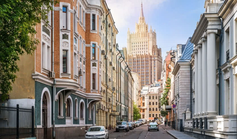 Кривоарбатский переулок - Туры в Москву от 9600 рублей