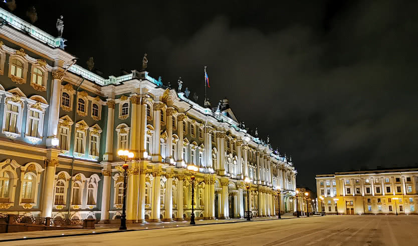 Зимний дворец  – дворцы и особняки от 1700 рублей