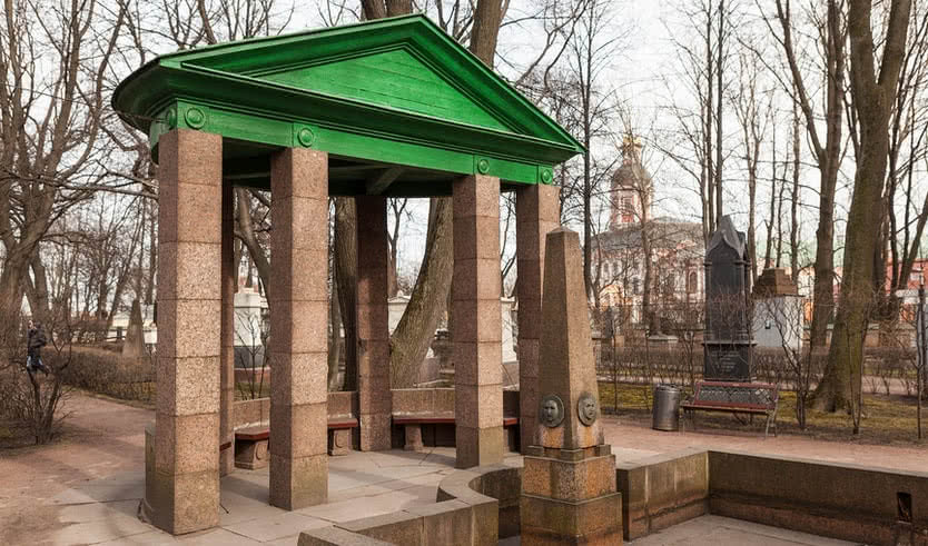 Некрополь Александро-Невской Лавры (для школьников) – экскурсии и программы для детей от 330 рублей