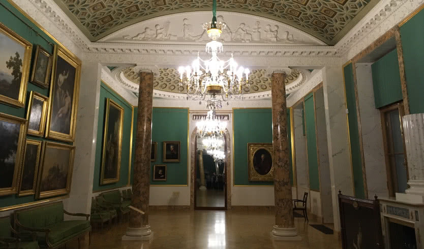 Интерьеры Строгановского дворца – экскурсии и программы для детей от 380 рублей