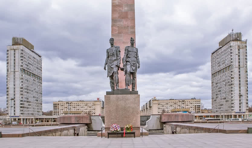 Никто не забыт, ничто не забыто – Пешеходные экскурсии