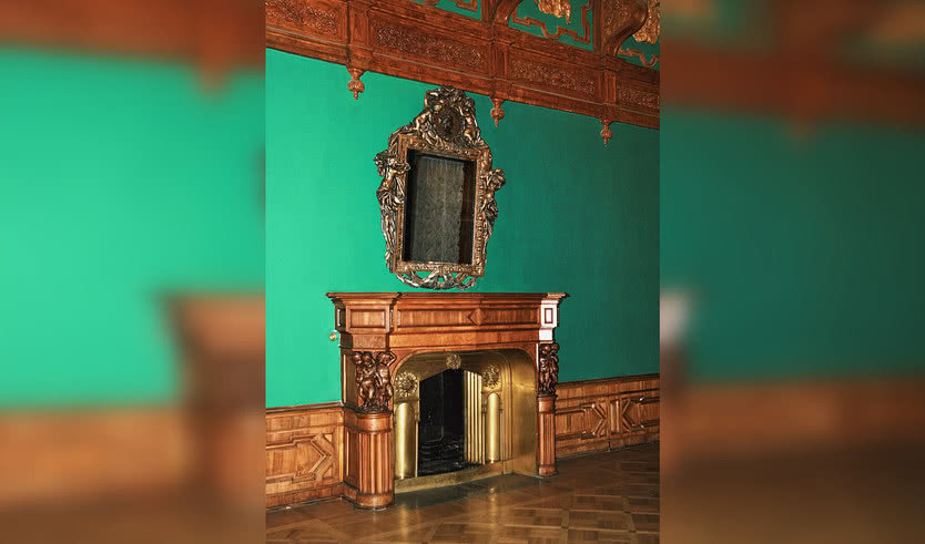 Наискосок от Русского музея (Театр Музыкальной комедии) - экскурсия для групп — Интерьерные