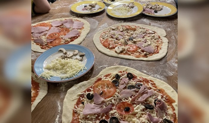 Приготовление пиццы – сборные экскурсии для школьников в Санкт-Петербурге от 1000 рублей