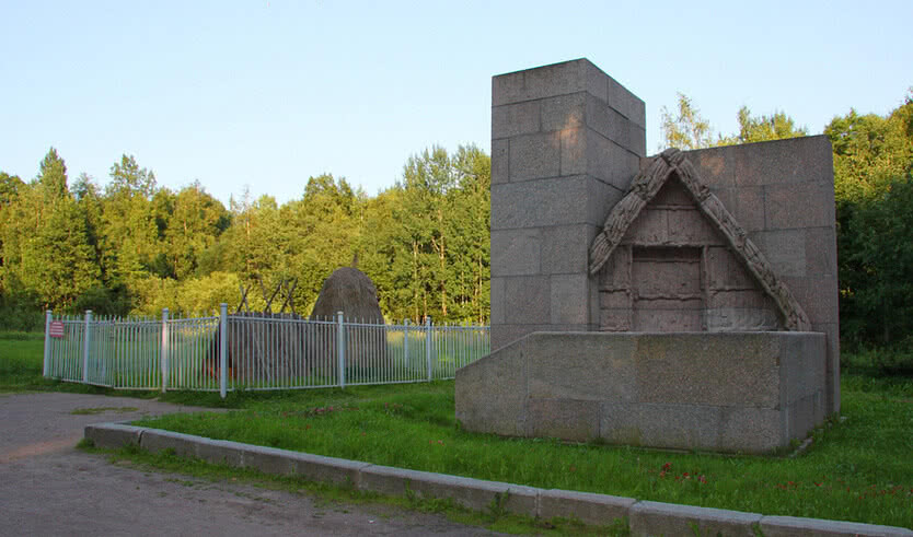 Шалаш В.И. Ленина (для заказных групп) – автобусные экскурсии для организованных групп