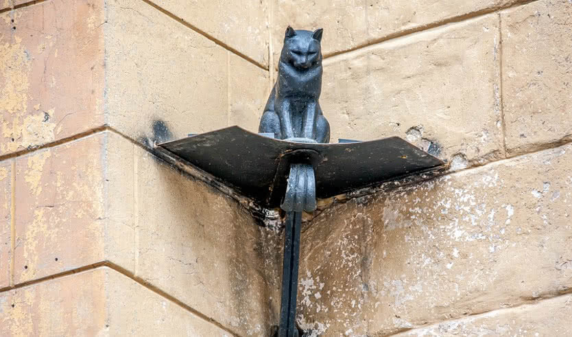 Квест Загадочные существа города на Неве – необычные экскурсии