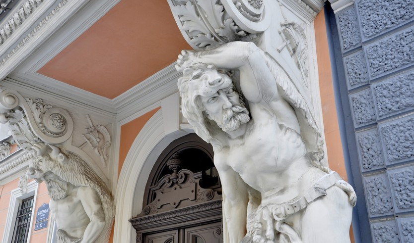 Дом с атлантами-варварами — Пешеходные экскурсии