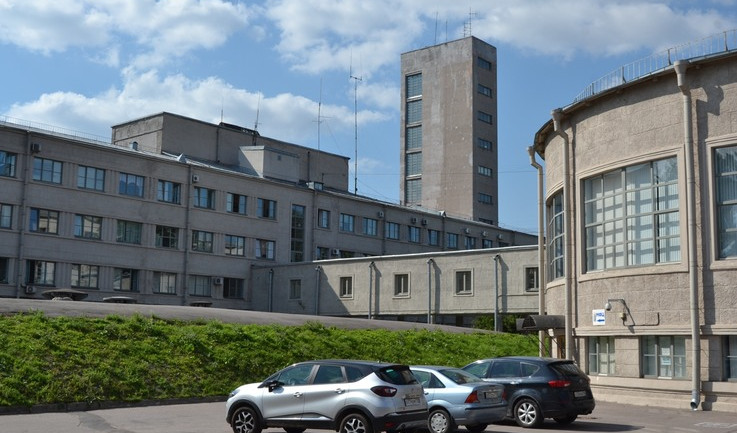 Здание Кировского райсовета – пешеходные экскурсии от 630 рублей