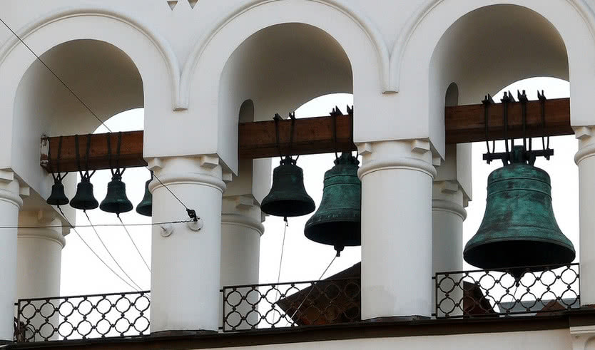 Колокольня церкви – пешеходные экскурсии от 1350 рублей