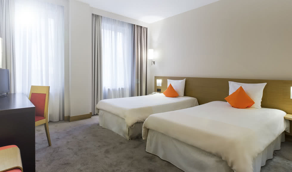 Двухместный улучшенный номер в гостинице Новотель