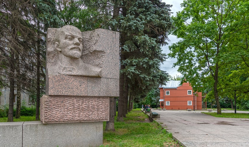 Вокруг карточного домика: пролетарские прогулки – Пешеходные экскурсии