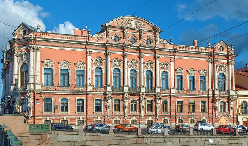 Дворец Белосельских-Белозерских – автобусные экскурсии от 700 рублей