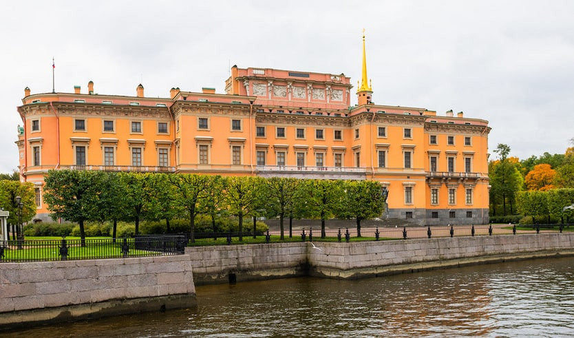 Золотой треугольник Петербурга – Пешеходные экскурсии