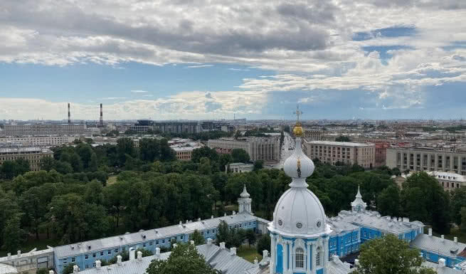 Воскресенский Смольный собор – интерьерные экскурсии для заказных групп от 340 рублец