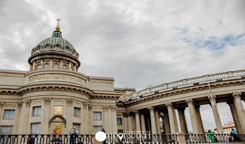 Казанский собор – водные обзорные от 950 рублей