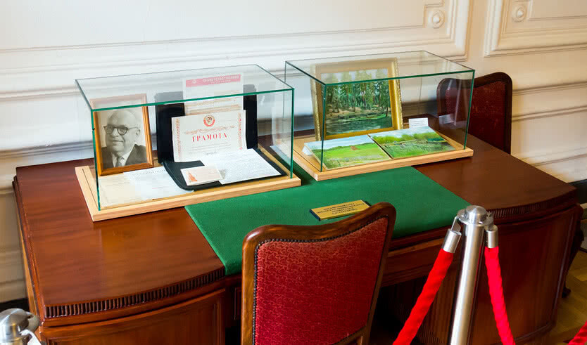 Дворец И. И. Шувалова — Дворцы и особняки