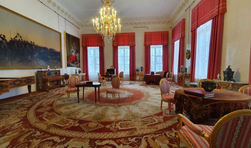 Интерьер Александровского дворца — автобусные экскурсии для групп от 2300 рублей