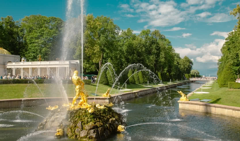 Классический тур в Петербург для школьников на 4 дня — Туры в Санкт-Петербург для школьников от 8800 руб.