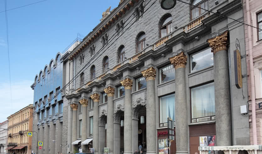 «Что наша жизнь? Игра!» Праздничная экскурсия к 8 марта – необычные экскурсии от 2210 рублей