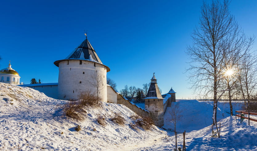 Свято-Успенский Псково-Печерский монастырь – сборные туры в Санкт-Петербург от 31050 рублей