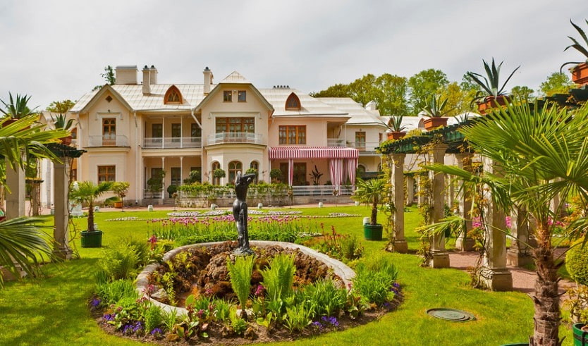 Выходные в Петербурге (июнь-август) – туры в Санкт-Петербург от 9740 рублей