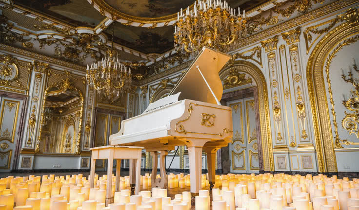 Рояль в свечах – дворцы и особняки от 2500 рублей