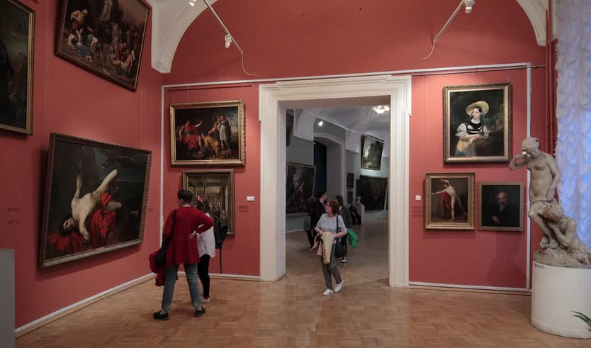 Там грозный Зевс и мудрая Афина (Академия художеств) – интерьерные экскурсии для заказныз групп от 695 рублей 