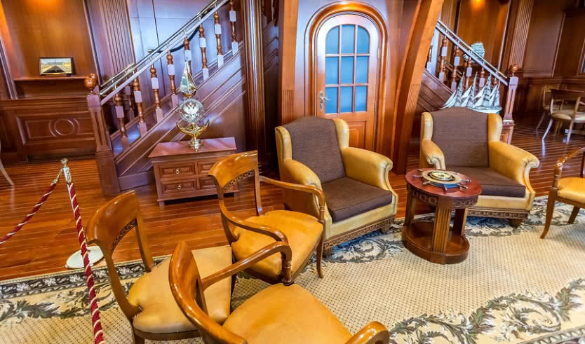 Константиновский дворец в Стрельне — автобусная загородная экскурсия от 2100 рублей