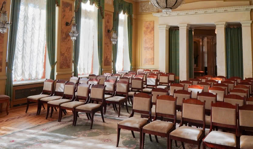 Музей политической истории России – Экскурсии для школьников в Санкт-Петербурге под заказ от 820 рублей