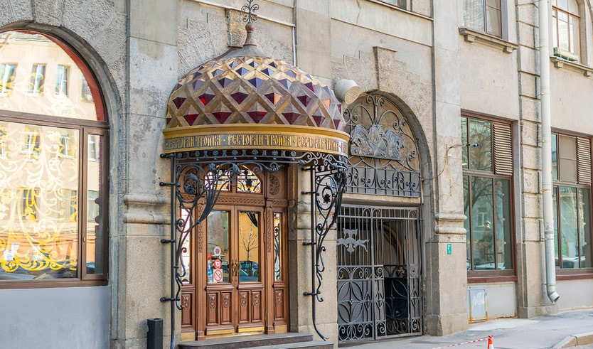 Дворы-колодцы Петербурга: история доходных домов – Пешеходные экскурсии