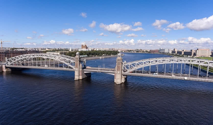  Большеохтинский мост – водные обзорные от 1800 рублей