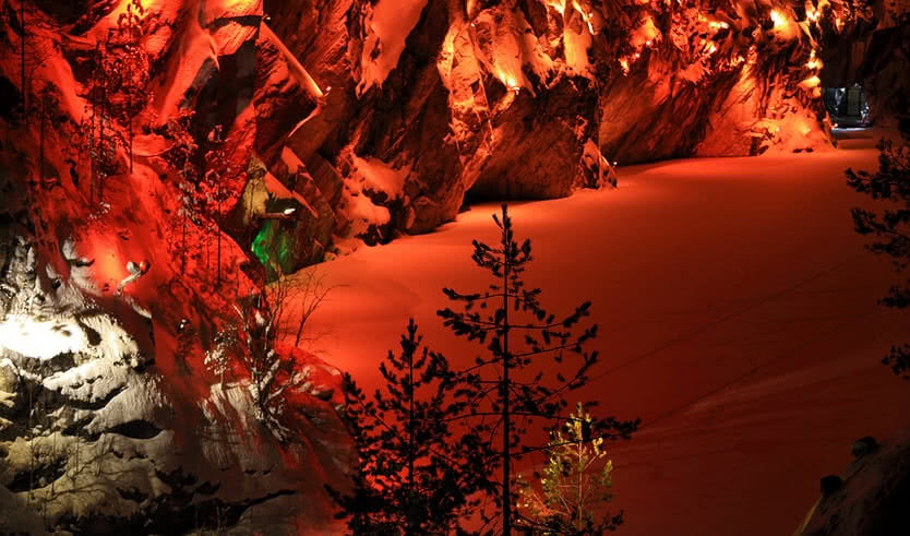 Горный парк «Рускеала» – сборные туры в Санкт-Петербург