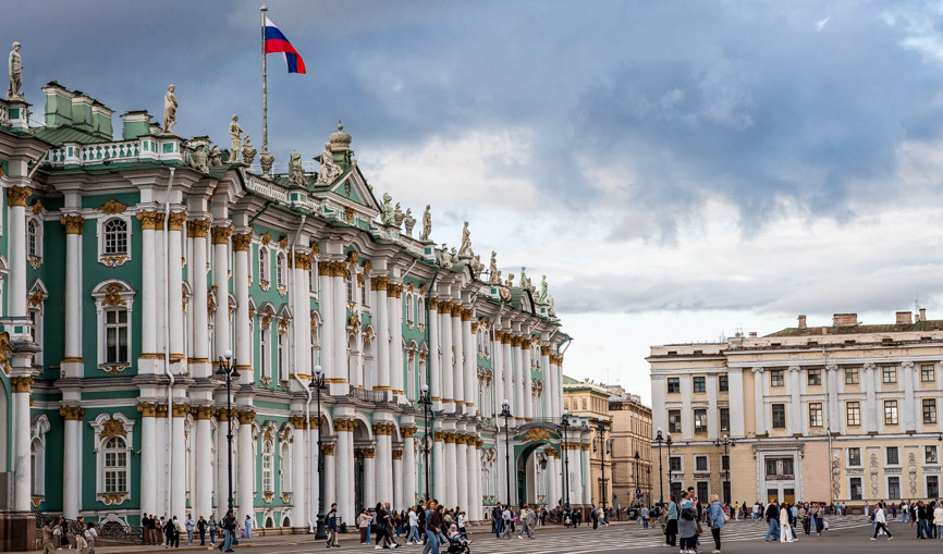 Эрмитаж. Парадный Петербург - Зимний дворец - Photojuli / Фотобанк Лори