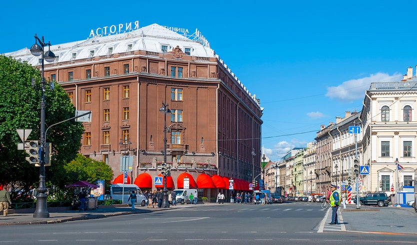 Большая Морская улица и гостиница «Астория» – пешеходные экскурсии от 1100 рублей