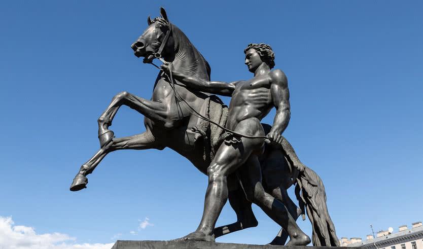 Скульптура «Конь с идущим юношей» – автобусные обзорные от 1200 рублей