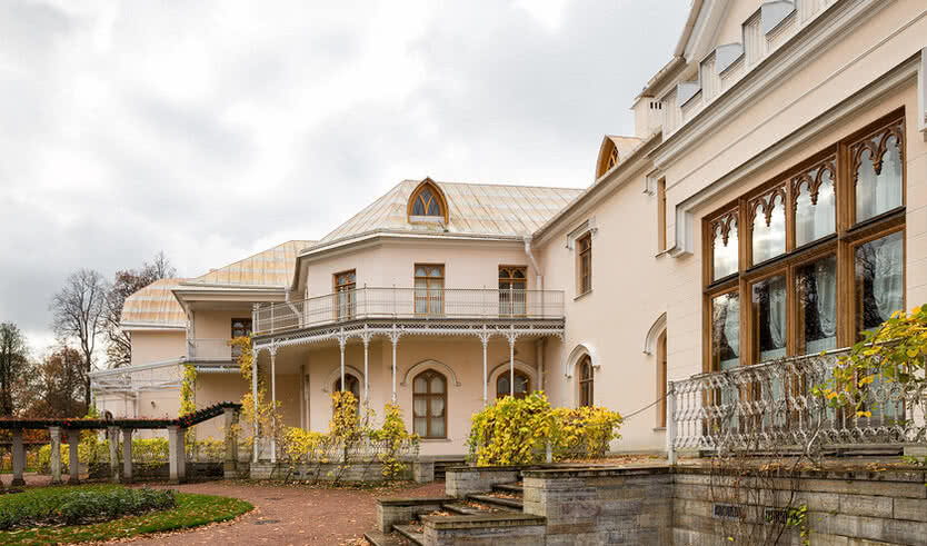 История о рыцарях и фермерах: Александрия, Фермерский дворец для групп — Интерьерные