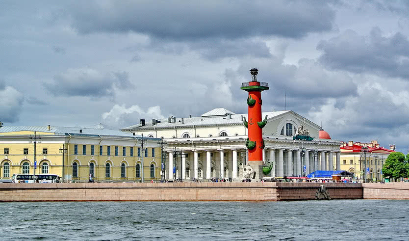 Стрелка Васильевского острова – автобусные экскурсии от 1000 рублей