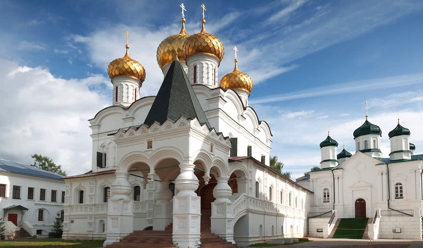 Ипатьевский монастырь — речной круиз от 56290 руб.