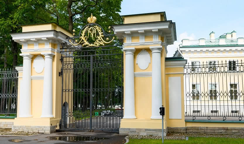 Каменноостровский дворец – интерьерные экскурсии от 1750 рублей