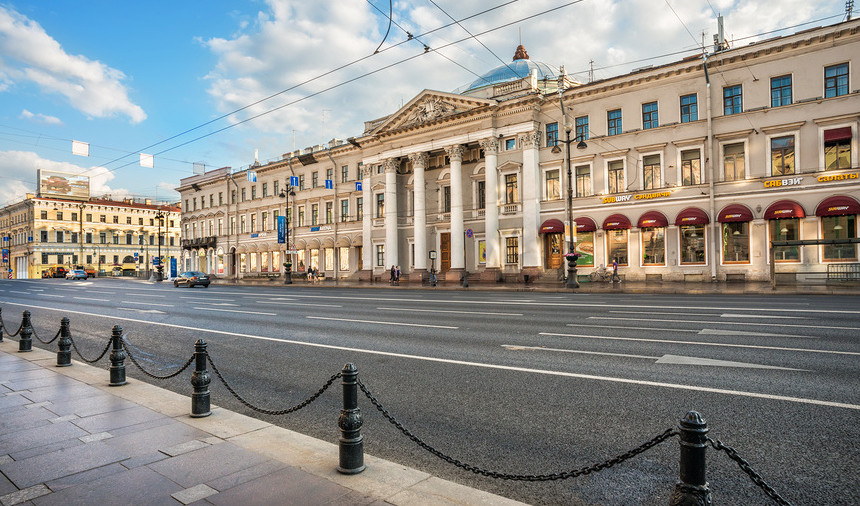 Базилика святой Екатерины Александрийской и Голландская церковь – Пешеходные экскурсии от 600 рублей