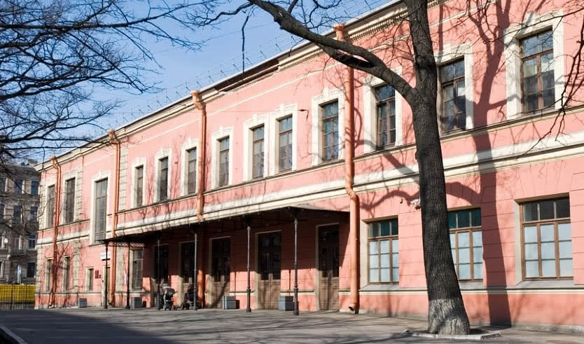 Детская больница N 19 имени К. А. Раухфуса (Детская больница принца Ольденбургского) – тематические автобусные экскурсии от 1100 рублей