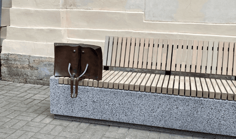 Памятник книге – пешеходные экскурсии от 630 рублей