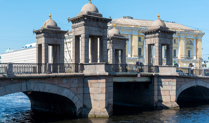 Караульные башни моста Ломоносова – Сборные экскурсии, мастер-классы, квесты для школьников в Санкт-Петербурге от 500 рублей