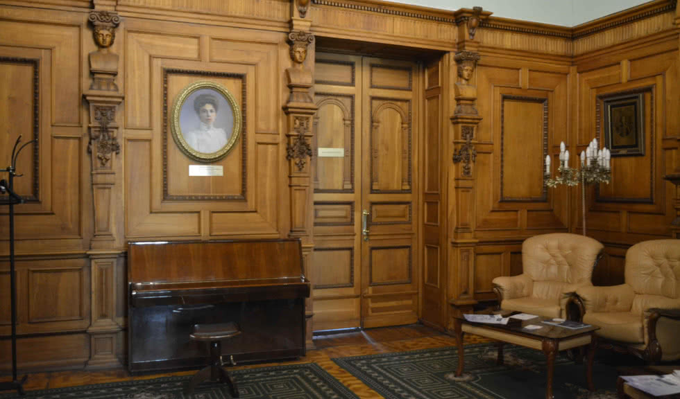 Дворец вел. кн. Ольги Александровны (Особняк Барятинских) — Фото № 1 — Прогулки